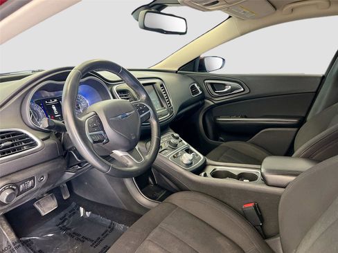 Used 2015 Chrysler 200 Limited w/ Convenience Group FWD image 11