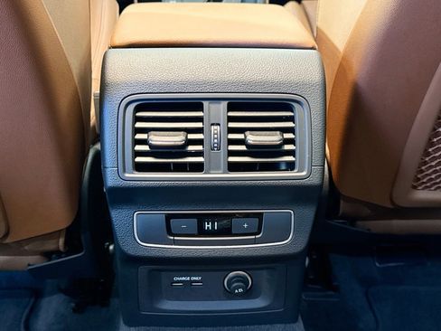 Used 2025 Audi Q5 e Premium Plus image 24