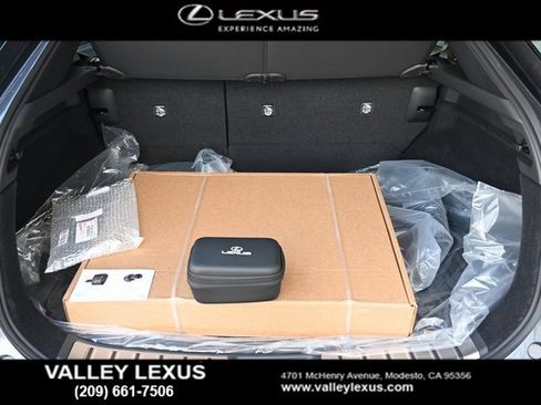 New 2026 Lexus RZ 350e 2WD image 18