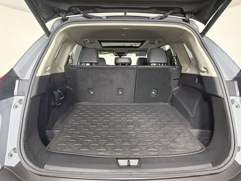 Used 2022 Nissan Rogue Platinum AWD/4WD image 32