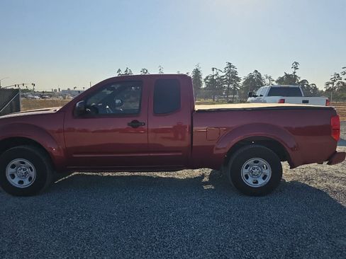 Used 2017 Nissan Frontier S RWD image 6