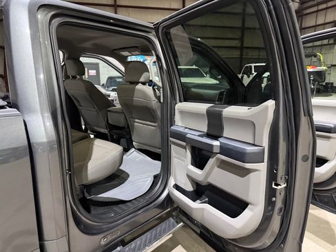 Used 2015 Ford F150 XLT w/ Equipment Group 302A Luxury RWD image 20