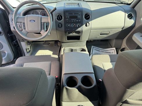 Used 2006 Ford F150 XLT image 12