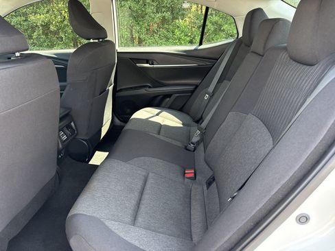 Used 2025 Toyota Camry LE FWD image 13