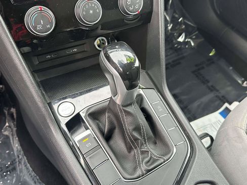 Used 2024 Volkswagen Taos S image 28