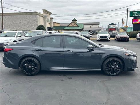 Used 2026 Toyota Camry SE w/ Convenience Package image 2
