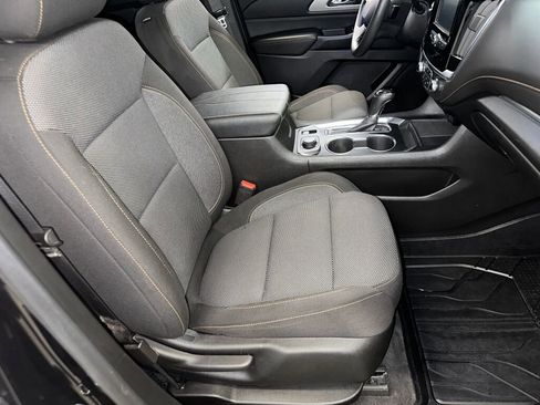 Used 2019 Chevrolet Traverse LS w/ LPO, Blackout Package FWD image 29