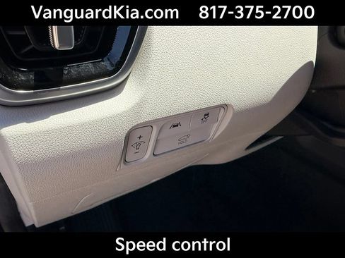 Used 2023 Kia Sorento SX AWD/4WD image 16