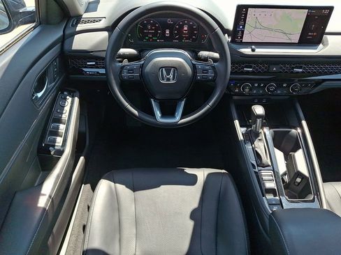 Used 2023 Honda Accord Touring image 11