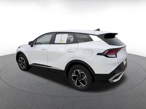 Used 2025 Kia Sportage LX image 10