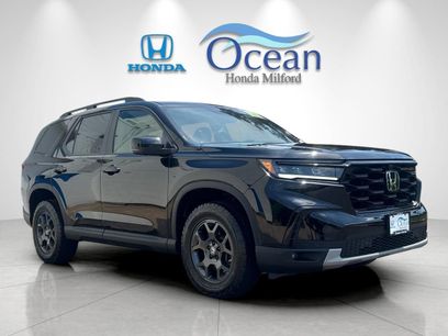 Used 2025 Honda Pilot TrailSport