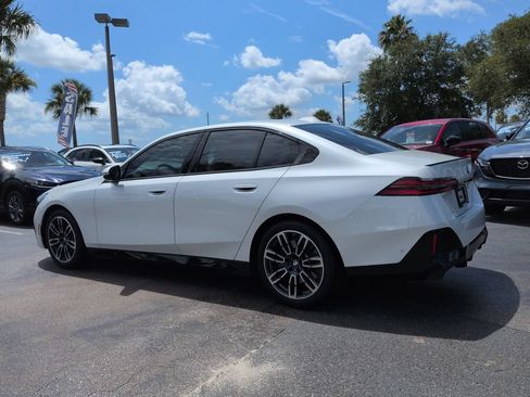 Used 2024 BMW 530i w/ M Sport Package RWD image 6