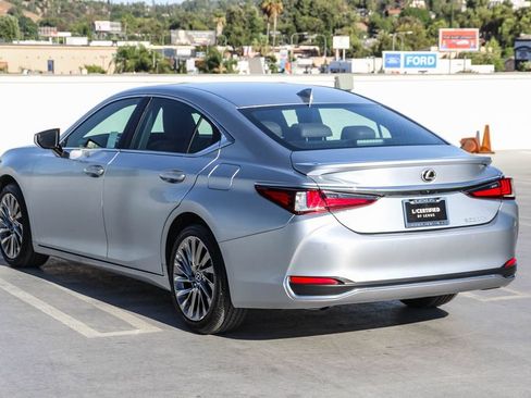 Certified 2025 Lexus ES 300h w/ Accessory Package (Z2) FWD image 7