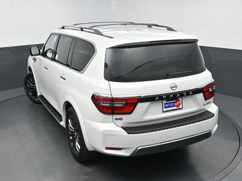 Used 2024 Nissan Armada Platinum w/ Captain's Chairs Package RWD image 38