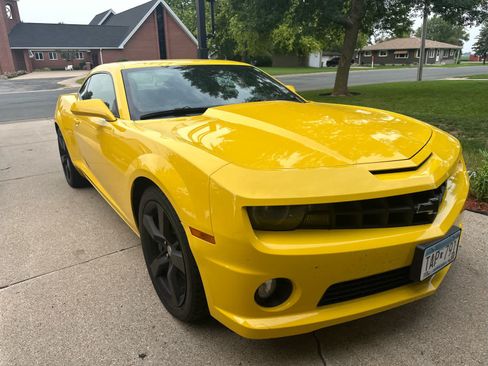 Used 2011 Chevrolet Camaro SS w/ RS Package RWD image 9