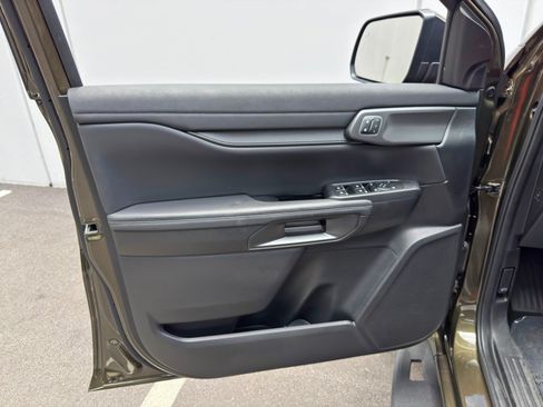 Used 2025 Ford Ranger Raptor AWD/4WD image 45
