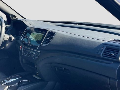 Used 2023 Honda Passport TrailSport image 31