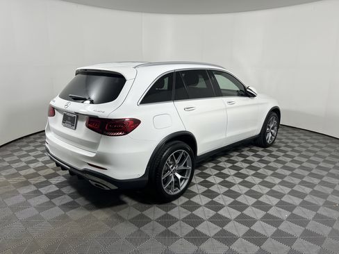 Used 2020 Mercedes-Benz GLC 300 4MATIC image 5