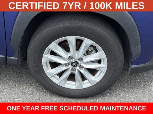 Used 2022 Toyota Corolla Cross LE FWD image 5
