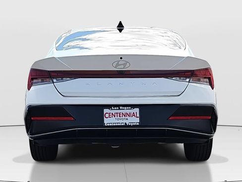 Used 2025 Hyundai Elantra SEL FWD image 6
