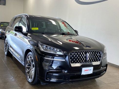 Certified 2023 Lincoln Aviator Grand Touring w/ Equipment Group 301A image 2