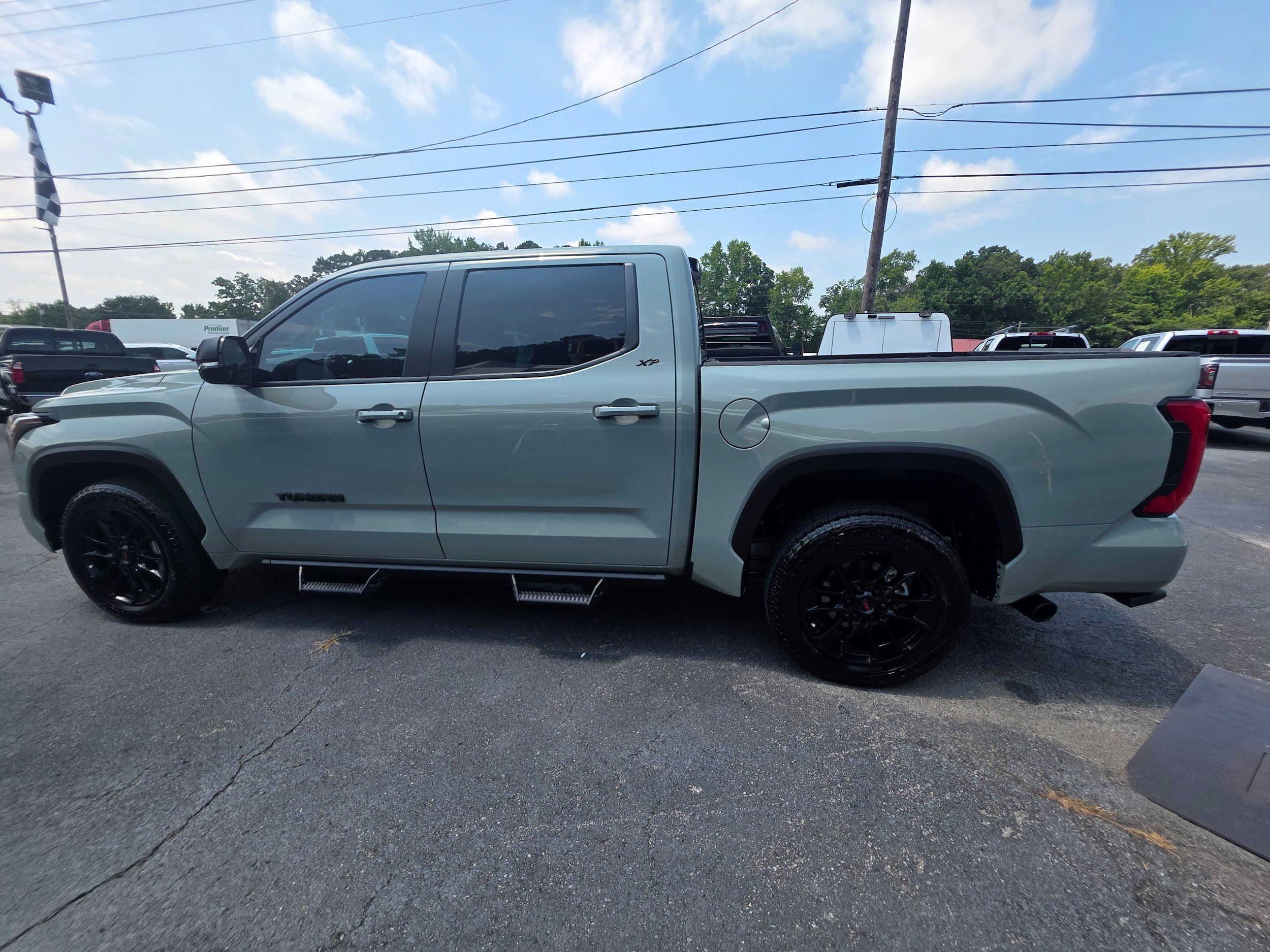 Used 2025 Toyota Tundra SR5 w/ SR5 Premium Package RWD image 8