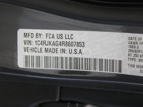 Used 2024 Jeep Grand Cherokee L Laredo AWD/4WD image 43