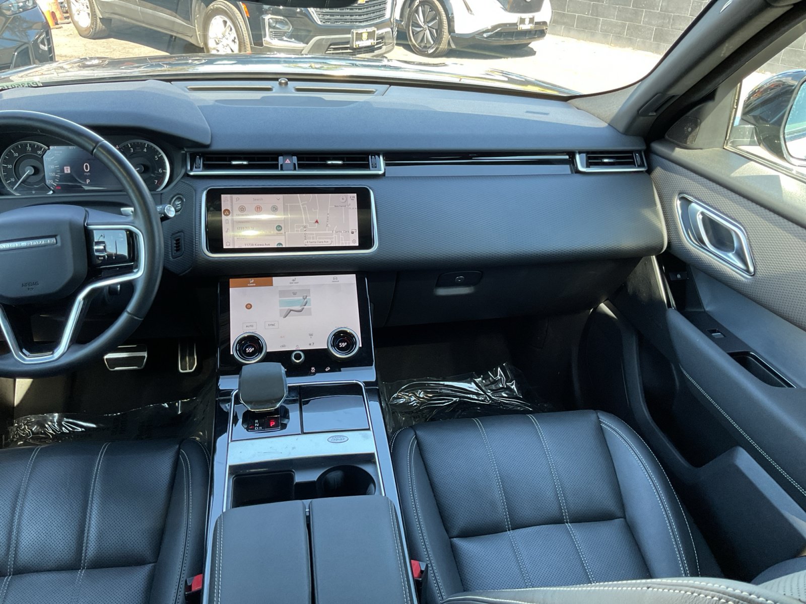 Used 2023 Land Rover Range Rover Velar R-Dynamic S AWD/4WD image 16