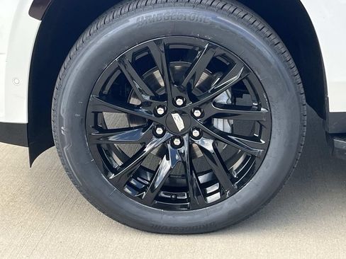 Certified 2023 Cadillac Escalade Premium Luxury AWD/4WD image 10