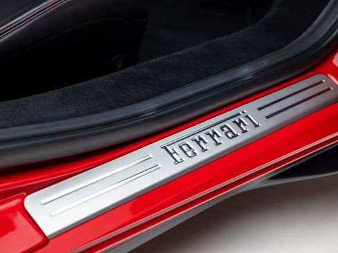 Certified 2020 Ferrari F8 Tributo image 27