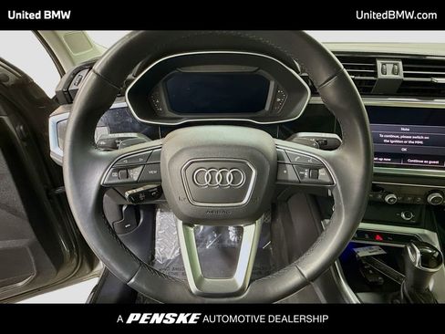 Used 2023 Audi Q3 2.0T Premium Plus w/ Premium Plus Package image 6