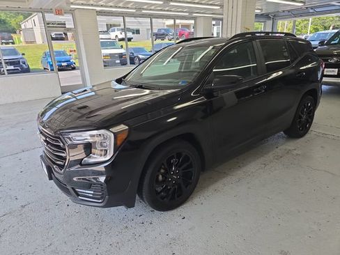 Certified 2023 GMC Terrain SLE w/ Driver Convenience Package FWD image 2