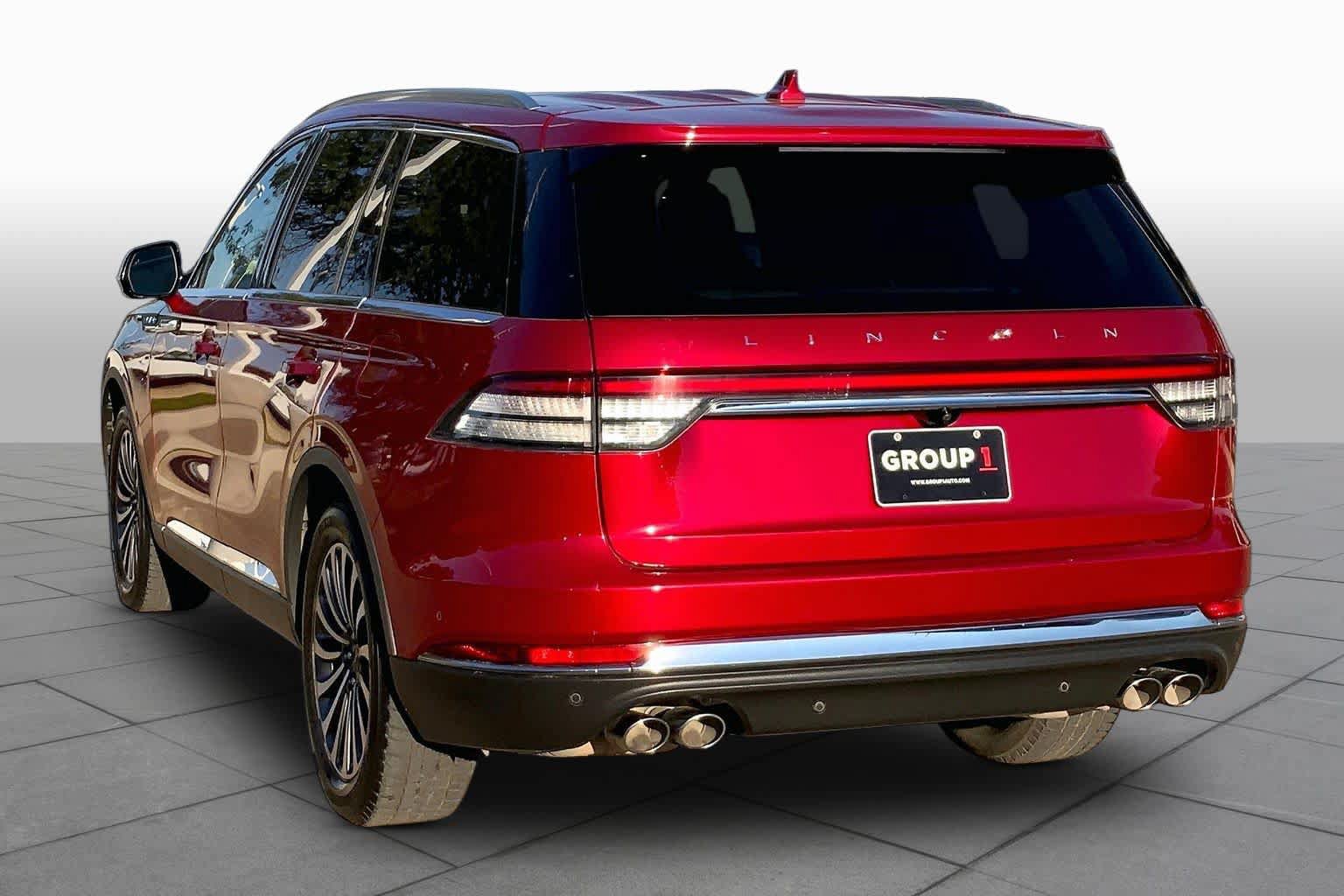 Used 2020 Lincoln Aviator Reserve w/ Equipment Group 201A RWD image 12