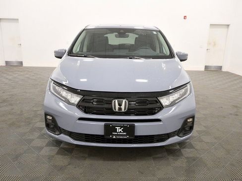 New 2026 Honda Odyssey Touring image 11