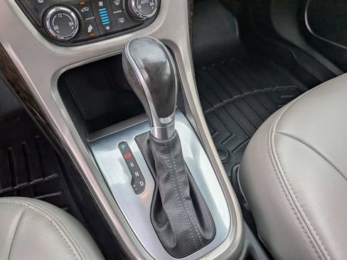 Used 2016 Buick Verano w/ Comfort Package FWD image 18