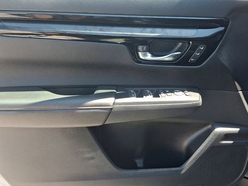 Used 2025 Honda CR-V Sport Touring image 13