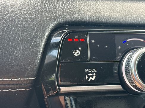 Used 2024 Honda Pilot EX-L image 25