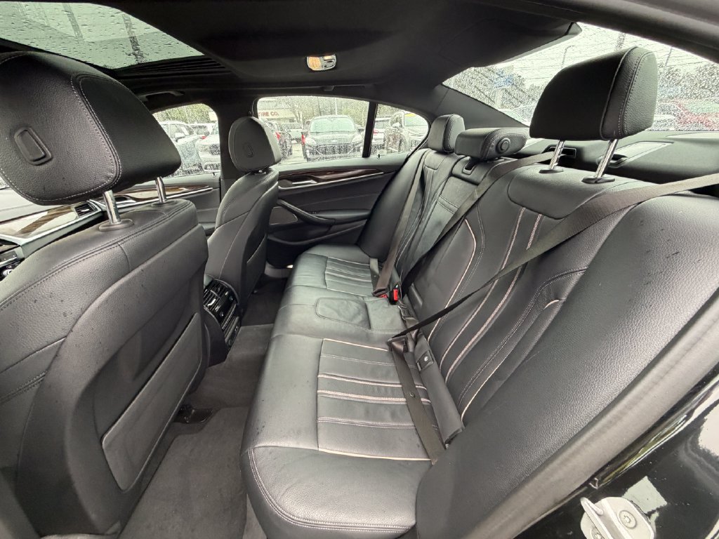 Used 2021 BMW 540i w/ M Sport Package RWD image 35