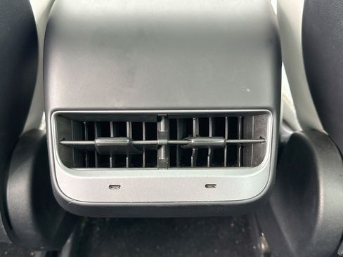 Used 2023 Tesla Model 3 Standard Range RWD image 17