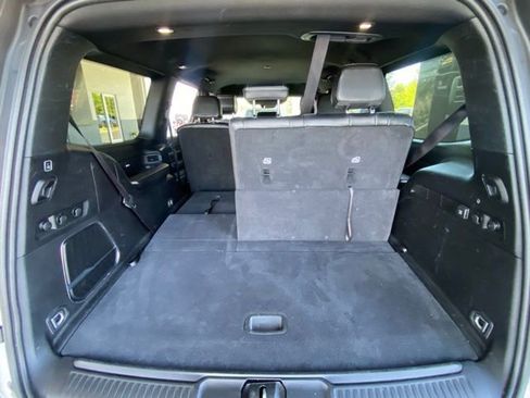 Used 2024 Jeep Wagoneer Series II w/ Flexible Seating Group image 26