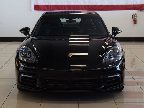 Used 2018 Porsche Panamera 4 AWD/4WD image 17
