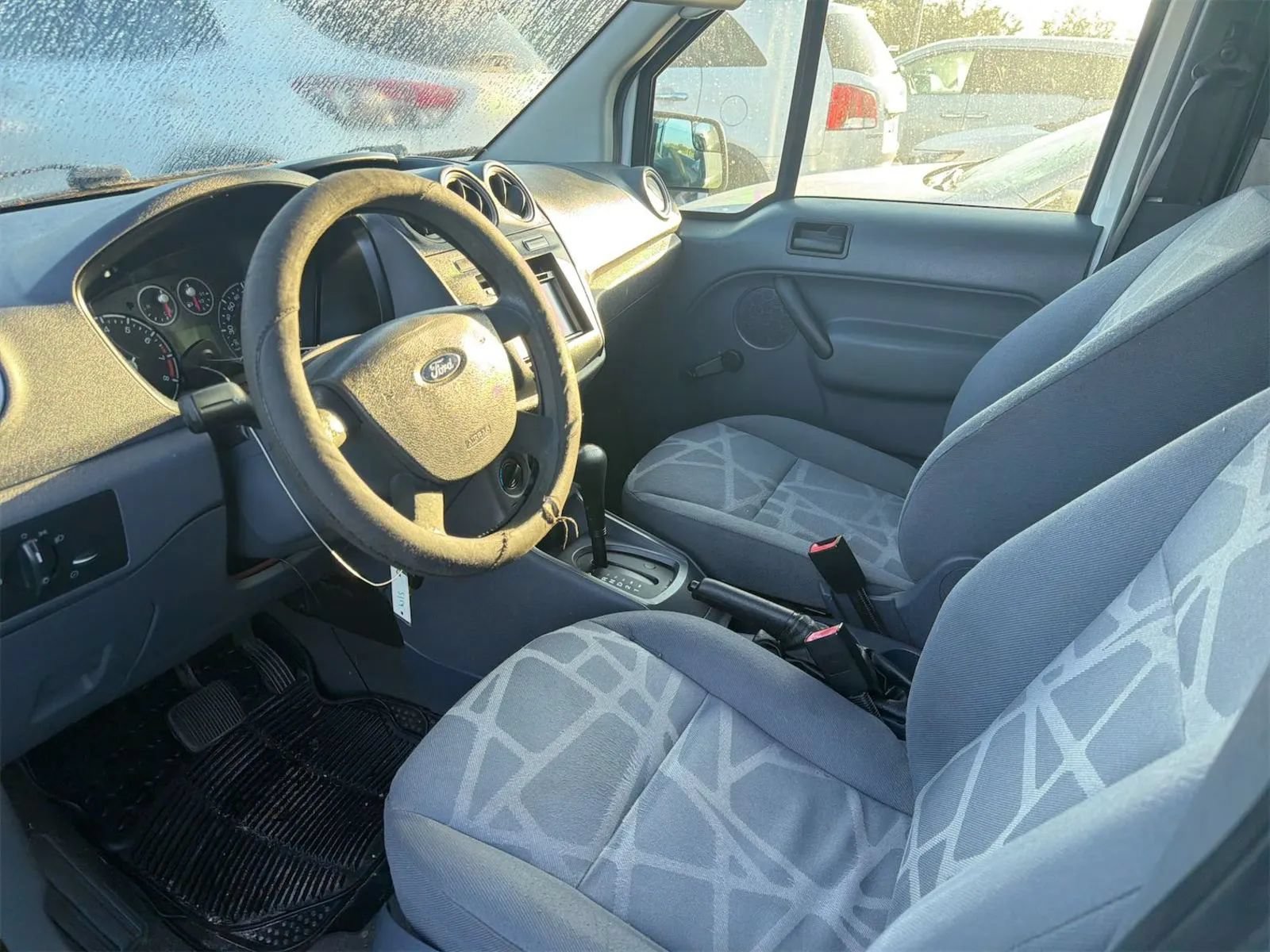 Used 2012 Ford Transit Connect XL FWD image 3