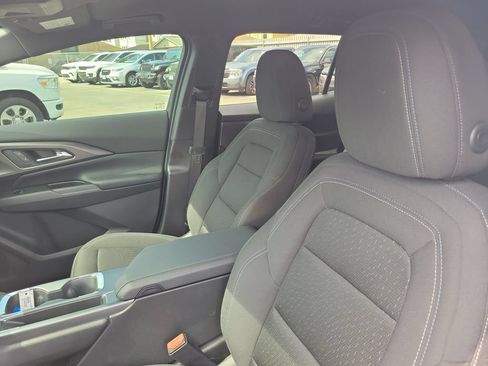 Used 2025 Chevrolet Equinox EV LT w/ Comfort Package FWD image 15