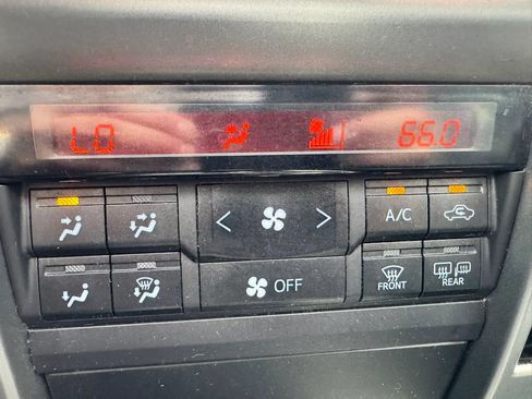 Used 2013 Toyota 4Runner Limited AWD/4WD image 41