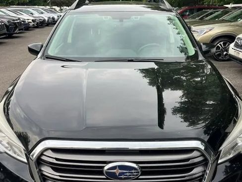 Used 2021 Subaru Ascent Premium w/ Convenience Package AWD/4WD image 12
