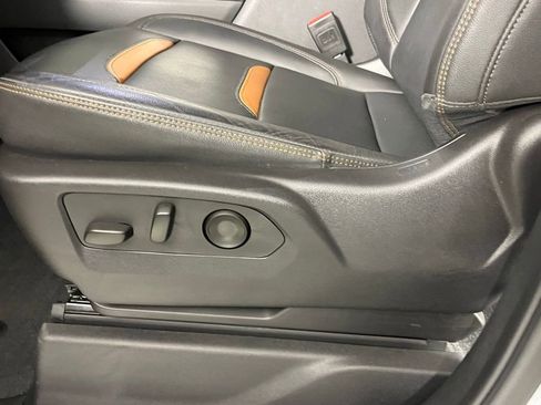 Used 2024 GMC Sierra 1500 AT4 w/ Technology Package image 26