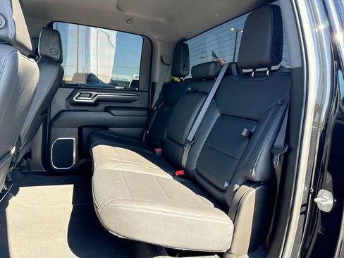 Used 2024 Chevrolet Silverado 2500 LTZ AWD/4WD image 23