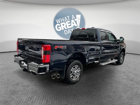 Used 2023 Ford F350 Lariat w/ Tow Technology Package image 3