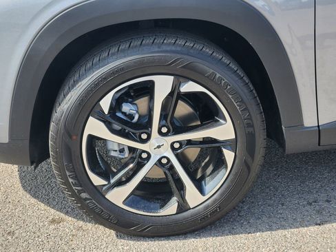 New 2026 Chevrolet Trax RS image 12