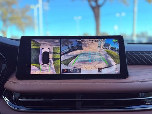 Certified 2026 INFINITI QX60 Autograph w/ Dark Cargo Package image 13